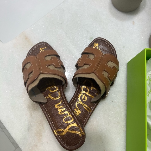 Sam Edelman - Picture 2 of 5